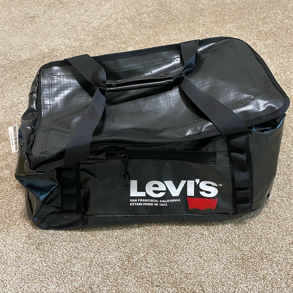 Levi’s Black Duffle/Backpack/Weekender bag Levis